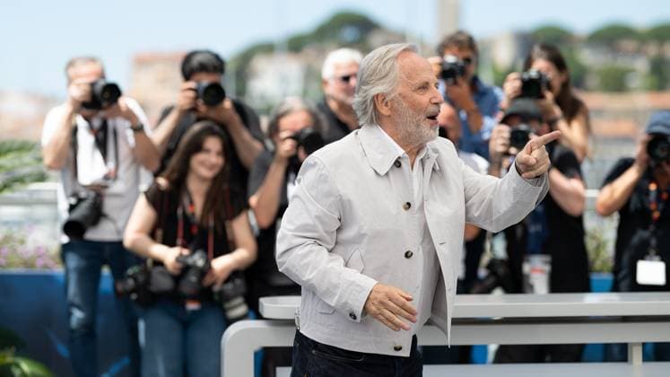 77eme Festival International du Film de Cannes Photocall du film Marcello Mio 77th International Cannes Film Festival Photocall du film Marcello Mio 305355 2024 05 16 Cannes France  Copyright: xEstellexCarlierx xStarfacex STAR_305355_025