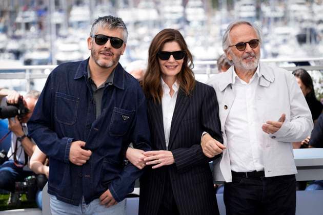 Foto IPP Daniele Cifala™ Cannes 22 05 2024 Jury Photocall - The 77th Annual Cannes Film Festival nella foto : Christophe HonorÃ , Chiara Mastroianni and Fabrice Luchini Italy Photo Press - World Copyright
