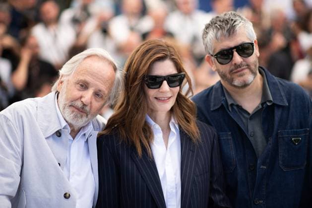 Cannes Marcello Mio Photocall Fabrice Luchini and Chiara Mastroianni and Christophe Honore attending the Marcello Mio Photocall as part of the 77th Cannes International Film Festival in Cannes, France on May 22, 2024. Photo by Aurore Marechal ABACAPRESS.COM  Copyright: xMarechalxAurore ABACAx