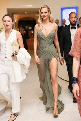 Cannes - Poppy Delevingne At Hotel Martinez Poppy Delevingne is spotted at Hotel Martinez during 77th Cannes Film Festival in Cannes, France on May 22, 2024. Photo by Marco Piovanotto ABACAPRESS.COM Cannes France  Copyright: xPiovanottoxMarco ABACAx