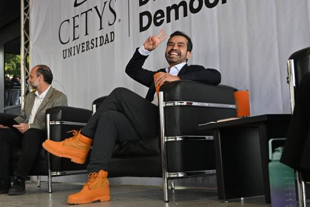 May 22, 2024, Tijuana, Baja California, Mexico: Long-shot Mexican presidential candidate of the Citizens Movement party (MC), Jorge Alvarez Maynez, campaigned in Tijuana, Baja California, Mexico seeking the youth vote at the CETYS University campus on Wednesday, May 22, 2024. Maynez, the only male candidate in the race, trailing both front-runner Claudia Sheinbaum of the Morena ruling party and opponent Xochitl Galvez of the PRI-PAN-PRD opposition coalition in national polls, is beating on the youth vote to win the Mexican presidency on June 2, 2024. The former congressman is the youngest candidate with 38 years of age, of the three competing to win the presidency with his two women opponents both in their early 60s. Tijuana Mexico - ZUMAm180 20240522_zip_m180_005 Copyright: xCarlosxA.xMorenox