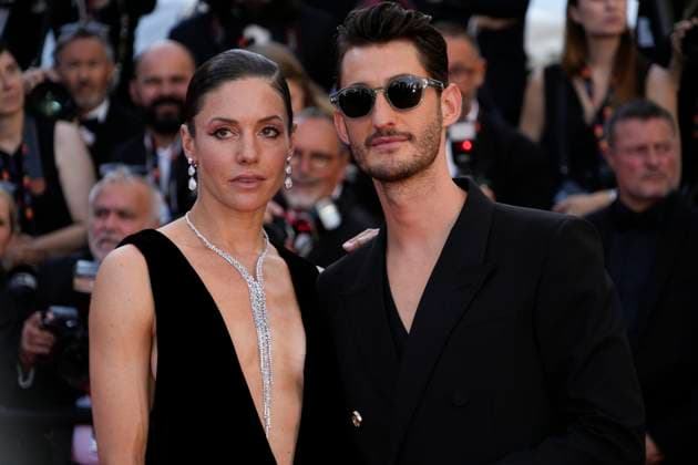 Foto IPP Daniele Cifala™ Cannes 22 05 2024 Le Comte De Monte-Cristo Red Carpet - The 77th Annual Cannes Film Festival nella foto : Natasha Andrews and Pierre Niney Italy Photo Press - World Copyright