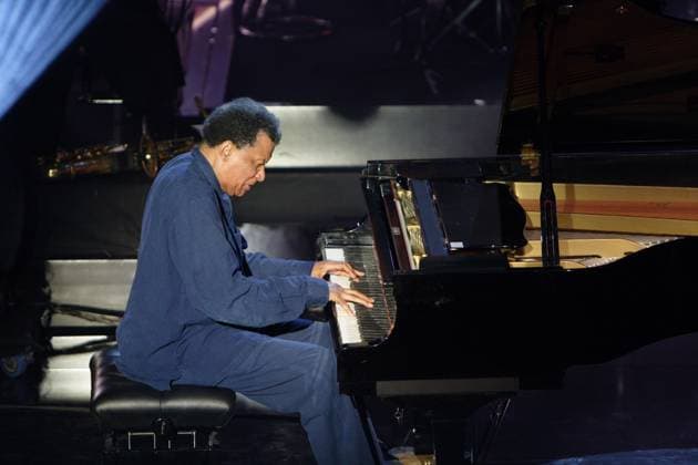 Grimme Preis 2005 Grimme Preis Verleihung 2005, hier Abdullah Ibrahim am Flügel in Marl, Deutschland 2005., Marl Nordrhein-Westfalen Deutschland *** Grimme Price 2005 Grimme Price award Ceremony 2005, here Abdullah Ibrahim on Grand piano in Marl, Germany 2005 , Marl North Rhine Westphalia Germany Copyright: FrankxWxHempel HEM_880006339 Nur redaktionelle Nutzung. Editorial usage only. HEM_880006339 EDITORIAL USE ONLY