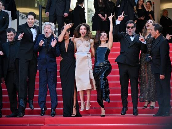 Cannes, France: Cannes, 77th Cannes Film Festival 2024, Tenth Night. Red carpet of the film L Amour Ouf In the photo: Ahmed Hamidi, Alain Chabat, Anthony Bajon, Karim Laklou, FranoÂßois Civil, Ado¨le Exarchopoulos, Alain Attal, Gilles Lellouche, o°lodie Bouchez, Mallory Wanecque, Malik Frikah, the producer Hugo Selignac and Jean-Pascal Zadi Cannes France - ZUMAp169 20240523_zea_p169_805 Copyright: xManuelexMangiarottix
