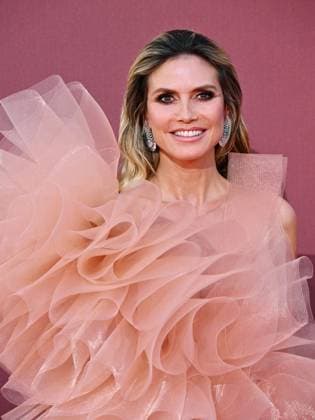 Cannes, France: Cap d Antibes - amfAR Gala Cannes 2024 - In the photo: Heidi Klum Cannes France  - ZUMAp169 20240523_zea_p169_1122 Copyright: xSimonexComix