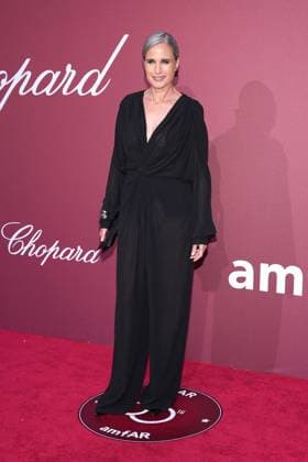 Entertainment Bilder des Tages Andie MacDowell bei der Amfar Gala am 23.05.2024 im Rahmen vom 77. Film Festival in Cannes Cannes Film Festival 2024 - Amfar Gala