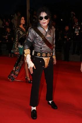 J MontÃ e des marches du film Â All we imagine as light Â lors du 77eme Festival International du Film de Cannes Michael Jackson lookalike MontÃ e des marches du film Â All we imagine as light Â lors du 77eme Festival International du Film de Cannes, au Palais des Festivals Ã Cannes Le 23 mai 2024 Jacovides Moreau Bestimage Red carpet of the movie Â All we imagine as light Â during the 77th Cannes International Film Festival at the Palais des Festivals in Cannes, France On may 23th 2024 Cannes France  Copyright: xJACOVIDES-MOREAUx xBESTIMAGExJACOVIDES-MOREAUx xBESTIMAGEx