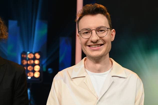 Kameramann Markus Ott, Preisträger Nachwuchspreis für seine Bildgestaltung in Natascha Stogus Kurzfilm Guardians of Colors bei der Verleihung 34. Deutscher Kamerapreis