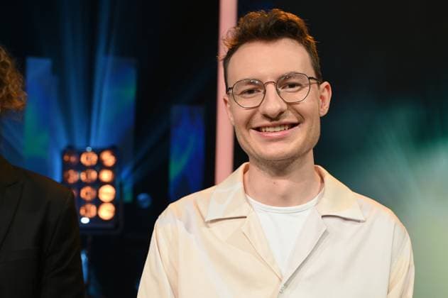 Kameramann Markus Ott, Preisträger Nachwuchspreis für seine Bildgestaltung in Natascha Stogus Kurzfilm Guardians of Colors bei der Verleihung 34. Deutscher Kamerapreis