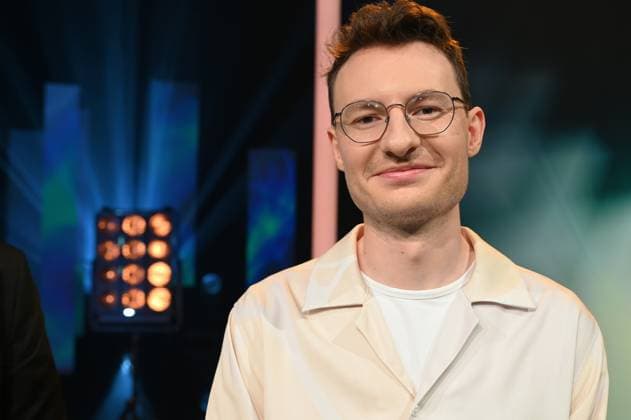 Kameramann Markus Ott, Preisträger Nachwuchspreis für seine Bildgestaltung in Natascha Stogus Kurzfilm Guardians of Colors bei der Verleihung 34. Deutscher Kamerapreis