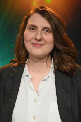 Editorin Yana Höhnerbach, Preisträgerin Bester Schnitt Doku Screen für Drei Frauen – Ein Krieg bei der Verleihung 34. Deutscher Kamerapreis