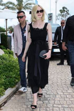 Cannes - Elle Fannning At The Martinez Elle Fanning is spotted at Hotel Martinez during the 77th Film Festival of Cannes, on May 24, 2024 in Cannes, France. Photo by Marco Piovanotto ABACAPRESS.COM Cannes France  Copyright: xPiovanottoxMarco ABACAx