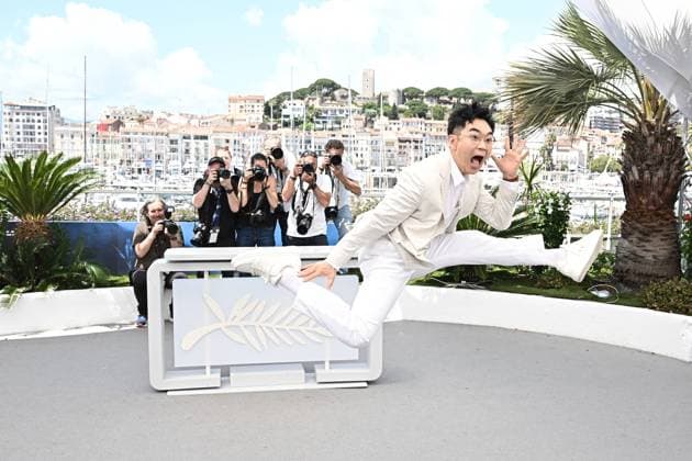 Bilder des Jahres 2024, Entertainment 05 Mai Entertainment Themen der Woche KW21 Entertainment Bilder des Tages Annual Cannes Film Festival - She s Got No Name Photocall - Cannes DN Da Peng attends the She s Got No Name Photocall at the 77th annual Cannes Film Festival at Palais des Festivals on May 25, 2024 in Cannes, France. Photo by David NIVIERE ABACAPRESS.COM CANNES France  Copyright: xNivierexDavid ABACAPRESS.COMx