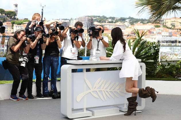 May 25, 2024, Cannes, Cote D azur, France: XXX poses during the She s Got No Name photocall at the 77th Annual Cannes Film Festival at Palais des Festivals in Cannes, France Cannes France - ZUMAc179 20240525_zep_c179_005 Copyright: xMickaelxChavetx