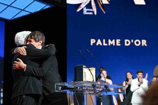 77eme Festival International du Film de Cannes Ceremonie de cloture 77th International Cannes Film Festival Closing ceremony 305533 2024 05 25 Cannes France Lucas, George Baker, Sean  Copyright: xSergexArnalx xStarfacex STAR_305533_047