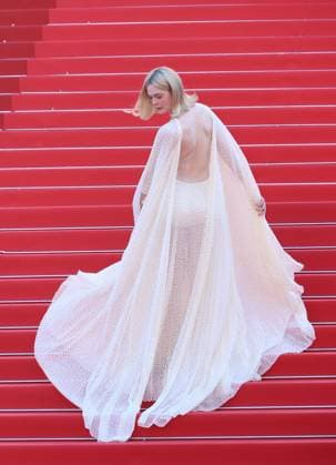 May 25, 2024, Cannes, France: Elle Fanning attends the Red Carpet of the closing ceremony at the 77th annual Cannes Film Festival at Palais des Festivals on May 25, 2024 in Cannes, France. Cannes France - ZUMAs181 20240525_zea_s181_074 Copyright: xDGPx