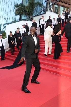 Cannes - Closing Ceremony Arrivals Omar Sy attend the Red Carpet of the closing ceremony at the 77th annual Cannes Film Festival at Palais des Festivals on May 25, 2024 in Cannes, France. Photo by Shootpix ABACAPRESS.COM Cannes France  Copyright: xShootpix ABACAx