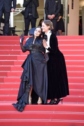 Asmae El Moudir und Vicky Krieps bei der Abschlusszeremonie und She s Got no Name Premiere bei den 77. Filmfestspiele in Cannes 25. Mail 2024
