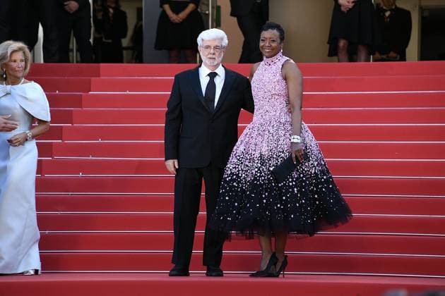 George Lucas und Mellody Hobson bei der Abschlusszeremonie und She s Got no Name Premiere bei den 77. Filmfestspiele in Cannes 25. Mail 2024