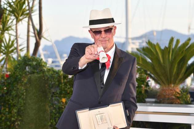 Jacques Audiard mit dem Preis der Jury für Emilia Perez beim Photocall mit den Preisträgern auf dem Festival de Cannes 2024 77. Internationale Filmfestspiele von Cannes am Palais des Festivals. Cannes, 25.05.2024