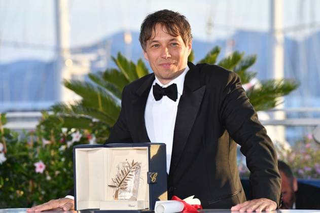 Sean Baker mit der Goldenen Palme für den besten Film Anora beim Photocall mit den Preisträgern auf dem Festival de Cannes 2024 77. Internationale Filmfestspiele von Cannes am Palais des Festivals. Cannes, 25.05.2024