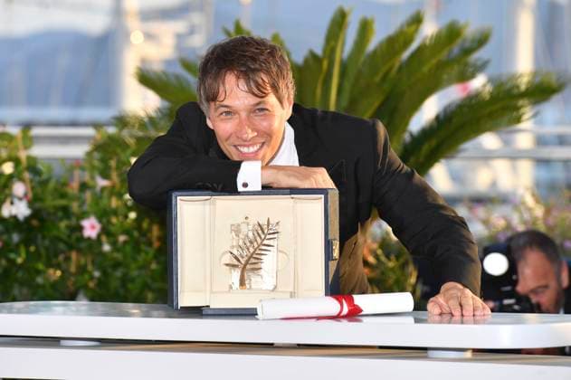 Sean Baker mit der Goldenen Palme für den besten Film Anora beim Photocall mit den Preisträgern auf dem Festival de Cannes 2024 77. Internationale Filmfestspiele von Cannes am Palais des Festivals. Cannes, 25.05.2024