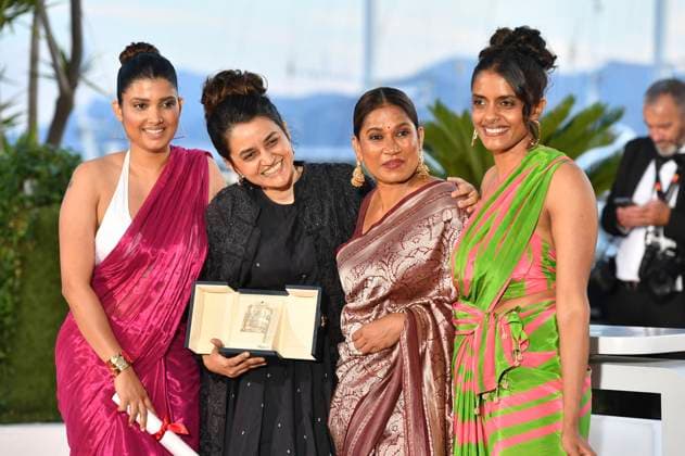 Divya Prabha, Payal Kapadia, Chhaya Kadam und Kani Kusruti mit dem Großen Preis der Jury für All We Imagine as Light beim Photocall mit den Preisträgern auf dem Festival de Cannes 2024 77. Internationale Filmfestspiele von Cannes am Palais des Festivals. Cannes, 25.05.2024