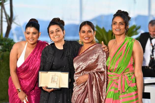 Divya Prabha, Payal Kapadia, Chhaya Kadam und Kani Kusruti mit dem Großen Preis der Jury für All We Imagine as Light beim Photocall mit den Preisträgern auf dem Festival de Cannes 2024 77. Internationale Filmfestspiele von Cannes am Palais des Festivals. Cannes, 25.05.2024
