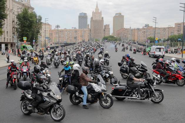 News Themen der Woche KW21 (240527) -- BEIJING, May 27, 2024 -- Motorcyclists participate in a motorcycle parade in Moscow, Russia, May 26, 2023. (Photo by Xinhua) XINHUA PHOTOS OF THE DAY AlexanderxZemlianichenkoxJr 