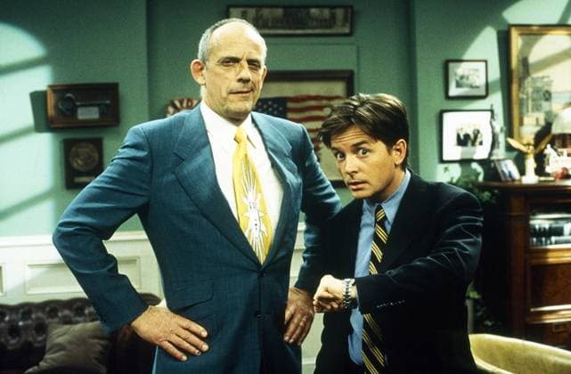 SPIN CITY, from left: Christopher Lloyd, Michael J. Fox, Back to the Future IV - Judgment Day , season 3, ep. 18, aired 2 23 1999, 1996-2002. ph: Eric Liebowitz ? ABC Courtesy Everett CollectionTSDSPCI AB037 PUBLICATIONXNOTxINxCANxCHNxFRAxITAxJPNxNORxPOLxRUSxESPxUKxUSA Copyright: xx TSDSPCI AB037 TSDSPCI_AB037_H