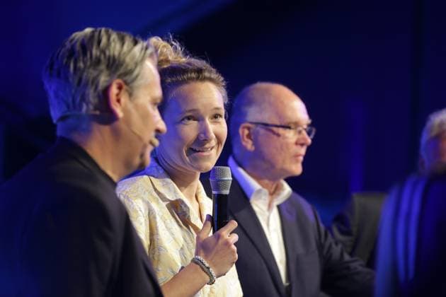27.05.2024 Dortmund, Eröffnung Sonderausstellung In Motion Art & Football. Die immersive Schau ist ab dem 28. Mai in der Arena des DFB Fußballmuseums für das Publikum zu sehen. Sie läuft bis Januar 2025. Die ehemalige Fussballerin Josephine Henning hat ein Kunstwerk beigesteuert und ist während der Euro 2024 artist in Resindez im DFB-Museum.