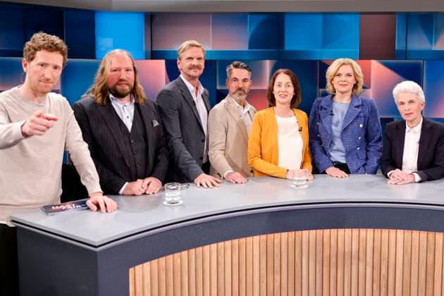 Entertainment Themen der Woche KW22 News Bilder des Tages Moderator Louis Klamroth, Politiker Anton Hofreiter (Grüne); Journalist Gordon Repinski (Politico), Politiker Fabio De Masi (BSW), Politikerin Katarina Barley (SPD), Politikerin Julia Klöckner (CDU) und Politikerin Marie-Agnes Strack-Zimmermann (FDP) in der ARD-Talkshow hart aber fair in den WDR-Studios Köln - abgeschnitten rechts außerhalb des Bildes: Politiker Leif-Erik Holm (AfD). 27.05.2024 NRW Deutschland *** Moderator Louis Klamroth, politician Anton Hofreiter Green Party journalist Gordon Repinski Politico , politician Fabio De Masi BSW , politician Katarina Barley SPD , politician Julia Klöckner CDU and politician Marie Agnes Strack Zimmermann FDP in the ARD talk show hart aber fair in the WDR studios Cologne cropped right out Copyright: xChristophxHardtx