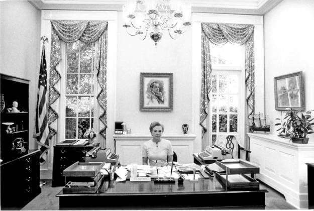 Rose Mary Woods Rose Mary Woods, secretary to United States President Richard M. Nixon, photographed in her White House West Wing office the day her boss became the first President to resign in disgrace in Washington, D.C. on August 8, 1974. Nixon resigned due to his role in the Watergate break-in cover-up. Credit: White House via CNP Washington District of Columbia United States of America EDITORIAL USE ONLY Copyright: xx WhitexHousexviaxCNPx cnpphotos259496
