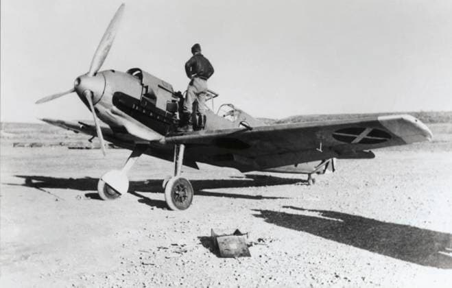 RECORD DATE NOT STATED Messerschmitt Bf-109 Engineer Standing on the Wing of a Jg88 Legion Condor Luftwaffe Messerschmitt Bf-109 During the Spanish Civil War Date: 1930s  Copyright: Copyrightx(c)Geminix2023.xCredit:xGemini 11951289