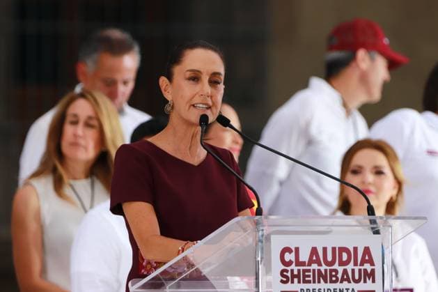 Claudia Sheinbaum Pardo, candidate for the presidency of Mexico for the coalition Sigamos Haciendo Historia, speaks during her Closing of the campaign at the Mexico City Zocalo. on May 29, 2024 in Mexico City, Mexico. Mexico City Mexico - ZUMAe321 20240529_zia_e321_083 Copyright: xCarlosxSantiagox