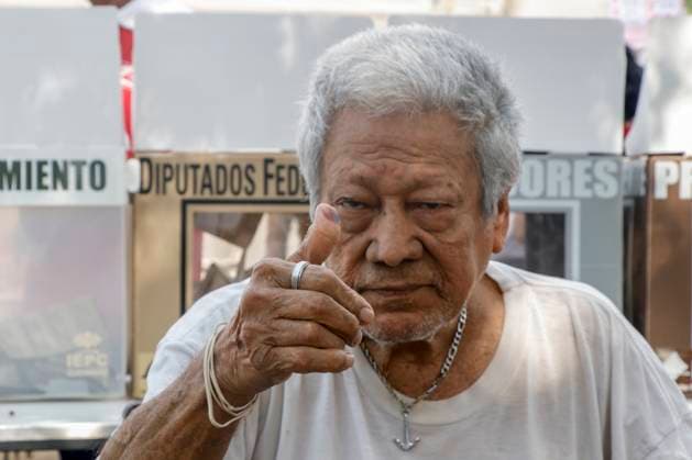 June 2, 2024, Chilpancingo, Guerrero, Mexico: A man with a disability casts his vote in this 2024 electoral process, one of the most violent to elect president in Mexico. Chilpancingo Mexico - ZUMAj170 20240602_zip_j170_011 Copyright: xDavidxJuarezx