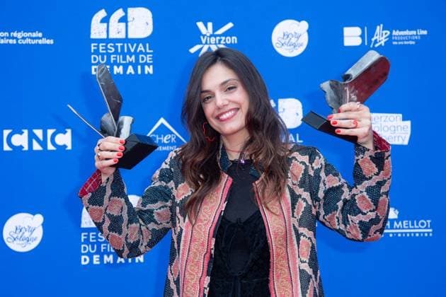 Vierzon Winners Photocall Margherita Vicario posing with her Award as Best Director for the movie Gloria during the Winners Photocall as part of the Festival du Film de Demain in Vierzon, France on June 02, 2024. Photo by Aurore Marechal ABACAPRESS.COM Vierzon France  Copyright: xMarechalxAurore ABACAx