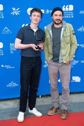 Vierzon Winners Photocall Paul Lenoir posing with his Award for the Best Short Movie with the movie Qui Ne Dit Mot attending the Winners Photocall as part of the Festival du Film de Demain in Vierzon, France on June 02, 2024. Photo by Aurore Marechal ABACAPRESS.COM Vierzon France  Copyright: xMarechalxAurore ABACAx