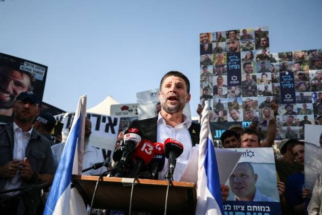 June 3, 2024, West Jerusalem, Israel: Israel s Finance Minister Bezalel Smotric addresses the relatives of Israelis being held hostage during the rally. Relatives and friends of Israelis held hostage by Palestinian Hamas militants in the Gaza Strip, gathered to listen to the Israeli Finance Minister during a rally in the center of Jerusalem. The Israeli s prime minister s far-right coalition partners, party leaders National Security Minister Itamar Ben Gvir and Finance Minister Bezalel Smotrich threatened on June 1 to quit the government if he goes ahead with a hostage release deal outlined by US President Joe Biden. West Jerusalem Israel - ZUMAs197 20240603_aaa_s197_204 Copyright: xSaeedxQaqx