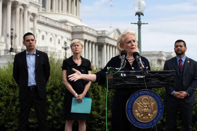 Democratic press conference before Fauci testimony to House committee on coronavirus Rep. Debbie Dingell (D-MI) speaks during a press conference on a hearing of the House Select Committee on the Corona Virus Pandemic, that will feature testimony by Dr. Anthony Fauci, Washington, DC, June 3, 2024. Fauci, the former Director of the National Institute of Allergy and Infectious Diseases, was the public face of the government response to the coronavirus and a frequent target of Republican lawmakers ire arising from the shutdown. Washington DC United States Copyright: xAllisonxBaileyx