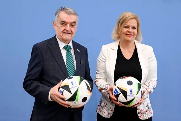 Herbert Reul und Nancy Faeser bei der Bundespressekonferenz 10 Tage vor der EM: Vorbereitung von Bund und Ländern für Sicherheit und Zusammenhalt im Haus der Bundespressekonferenz. Berlin, 04.06.2024