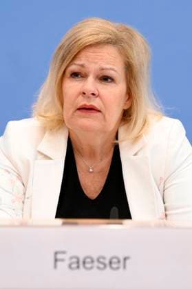 Nancy Faeser bei der Bundespressekonferenz 10 Tage vor der EM: Vorbereitung von Bund und Ländern für Sicherheit und Zusammenhalt im Haus der Bundespressekonferenz. Berlin, 04.06.2024