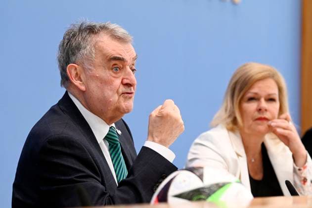 Herbert Reul und Nancy Faeser bei der Bundespressekonferenz 10 Tage vor der EM: Vorbereitung von Bund und Ländern für Sicherheit und Zusammenhalt im Haus der Bundespressekonferenz. Berlin, 04.06.2024