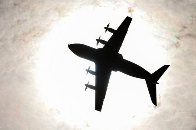 Internationale Luft- und Raumfahrtausstellung 2024 06.06.2024 Schönefeld Im Foto: Luftwaffe Bundeswehr Airbus A400M Atlas Die Internationale Luft- und Raumfahrtausstellung (ILA) findet vom 5. bis 9. Juni 2024 unter dem Motto Pioneering Aerospace in Schönefeld am Flughafen BER statt. Schönefeld Brandenburg Deutschland *** International Aerospace Exhibition 2024 06 06 2024 Schönefeld In the photo Air Force German Armed Forces Airbus A400M Atlas The International Aerospace Exhibition ILA will take place from June 5 to 9, 2024 under the motto Pioneering Aerospace in Schönefeld at BER Airport Schönefeld Brandenburg Germany Copyright: xEHLxMedia TimxMeyerx 240606_ila-schonefeld-1_30