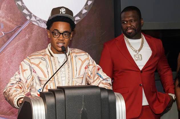 Michael Rainey Jr. und 50 Cent beim Pressetermin zur finalen 4. Staffel der TV-Serie Power Book II: Ghost , dem Black Music Month und dem 10. Jahrestag der TV-Serie Power im Empire State Buildung. New York, 06.06.2024
