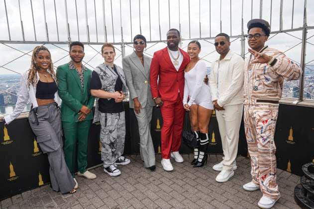 LaToya Tonodeo, Lovell Adams-Gray, Gianni Paolo, Caroline Chikezie, 50 Cent, Alix Lapri, Larenz Tate und Michael Rainey Jr. beim Pressetermin zur finalen 4. Staffel der TV-Serie Power Book II: Ghost , dem Black Music Month und dem 10. Jahrestag der TV-Serie Power auf dem Empire State Buildung. New York, 06.06.2024