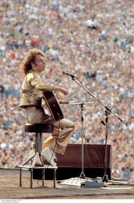 Peter Frampton performing. 1970s. Michael Putland Retna Ltd. Peter Frampton performing. 1970s. Michael Putland Retna Ltd.,  Copyright: xMichaelxPutlandx xAvalonx 0535877784