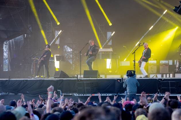 Rock am Ring, Festival Tag 1, Nürburgring, 07.-09.06.2024 Adenau, Deutschland - 7.6.2024: Troy Van Leeuwen, Josh Homme und Michael Shuman von Queens of the Stone Age spielen bei Rock am Ring. Das Festival findet am Nürburgring in der Nähe der Stadt Adenau vom 07.-09.06.2024 statt. Adenau Rheinland-Pfalz Deutschland Copyright: xChristianxEnderx