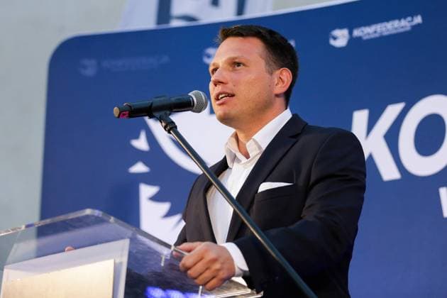 June 6, 2024, Krakow, Poland: Slawomir Mentzen, the chairman of the New Hope party and the Co-chairmen of the Confederation Party speaks to the crowd during Konrad Berkowicz s election rally, the candidate of The Confederation Liberty and Independence (Confederation), at the Main Square in Krakow. European Parliamentary election will be held in Poland on Sunday, June 9. Krakow Poland - ZUMAs197 20240606_aaa_s197_466 Copyright: xGrzegorzxWajdax