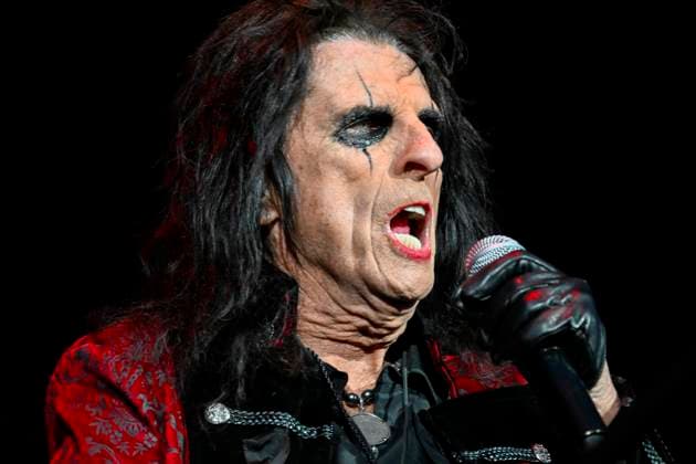 Bilder des Jahres 2024, Entertainment 06 Juni Entertainment Themen der Woche KW23 Entertainment Bilder des Tages SÖLVESBORG, SVERIGE 20240608 Rocklegendaren Alice Cooper fran USA spelar pa Festival stage pa Sweden Rock Festival 2024. SÖLVESBORG SVERIGE x10080x *** SÖLVESBORG, SWEDEN 20240608 Rock legend Alice Cooper from USA plays on Festival stage at Sweden Rock Festival 2024 SÖLVESBORG SWEDEN x10080x  Copyright: xFredrikxSandberg TTx SWEDEN ROCK FESTIVAL 2024 bWe4O8MwDKA
